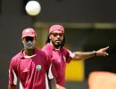 History beckons Sri Lanka, Windies to win the title