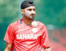 Harbhajan, Ishant demoted to Grade B in BCCI contracts