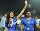 IPL PHOTOS: Who sizzled, Shilpa or Preity? Tell us!