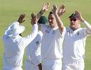 South Africa debutant Abbott leaves Pakistan reeling