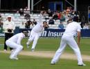 Swann shines as England cruise to Ashes warmup win