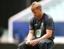 Africa safari the wrong call for Warner, says Border