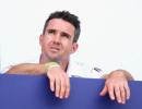 Pietersen out of rest of second Test