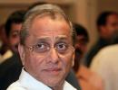 Srinivasan steps aside, Dalmiya named interim-president