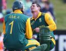 South Africa's De Kock in doubt for World Cup