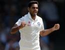 Bhuvneshwar gets Grade A contract; Yuvraj, Gambhir dropped