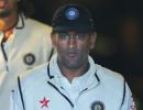 India captain Dhoni retires from Tests; Kohli to lead in fourth Test