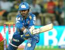 Karthik, Uthappa get big deals; Mumbai buy Hussey for 5 crore