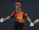 Marsh cameo guides Scorchers to a thrilling win over Dolphins