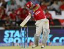 Sehwag can make a comeback to Indian team, says Bangar