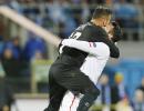 Europa PHOTOS: Sevilla overcome poor 'keeping, Zenit to enter semis