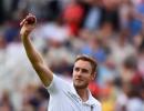 Broad joins list of lunchtime heroes