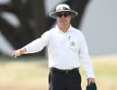 Umpire Ward stable after blow to head during Ranji match