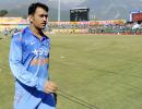 Captain Dhoni still unsure about India's bowling combination