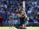 De Villiers smashes 162 to drive South Africa to 408-5