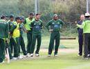 Pakistan cricketers turn to shrink for inspiration