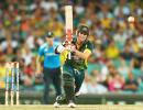 Warner blazes as Australia ease past England in tri-series opener