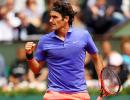 New racquet-wielding Federer says never felt better before Wimbledon