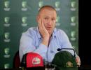 Australia wicketkeeper Haddin calls time on career