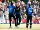 Mount Maunganui ODI: Henry takes five as NZ complete series win