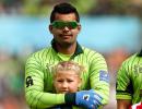 Akmal violates ICC dress code, banned from first T20 against NZ