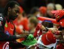 Gayle slams critics as he leaves Big Bash!