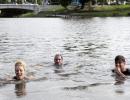 Kerber dives into Yarra river to celebrate Aus Open triumph