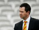 Ricky Ponting calls for bat size restriction