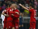 Bayern crush Werder with Mueller, Thiago doubles