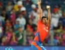 IPL: Kaushik reprises Adams's frog-in-blender action