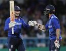 Stokes, Bairstow guide England to go 4-0 against Pakistan