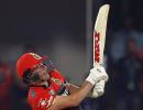 IPL: Brilliant De Villiers shines for RCB on return from injury