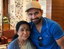 When legend Asha Bhosle bumped into Irfan Pathan