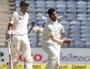 1st Test: Umesh shines but defiant Starc keeps Australia afloat