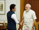 Tendulkar receives PM Modi's blessings