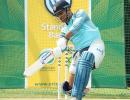 India target series-clincher, South Africa look to survive