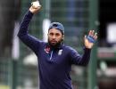 Recalled England spinner Rashid slams former captain Vaughan