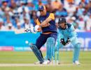 Bangar surprised Dhoni's batting being decried