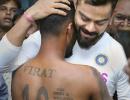 Kohli's heartwarming gesture as he meets a fan