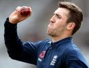 England bring in Overton for fourth Ashes Test