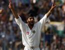 Furious Harbhajan rips Gilchrist apart