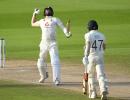 PIX: Woakes, Buttler propel England to unlikely win