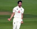 Curran backs under-fire Anderson to get to 600