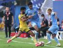 ISL: Mumbai City inflict first defeat on Hyderabad