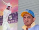 Azharuddin escapes unhurt in car accident