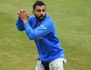 SEE: Kohli loves 'Test cricket practice sessions'