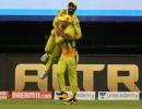 PIX: Jadeja-Faf team up for AMAZING relay catch