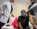 Kapil Dev, Pele get vaccinated