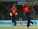 Archer, Roy help England steamroll India in 1st T201