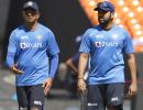 Dravid plays down split captaincy talk